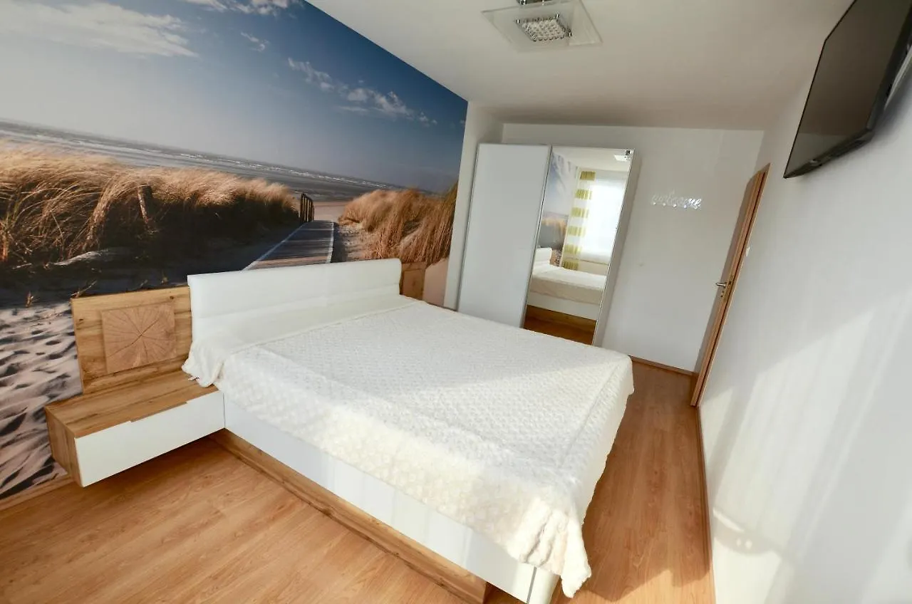 Apartament Piaskowy Jantar 2 Kolobrzeg Apartment